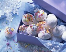 Delicate meringues with sprinkles