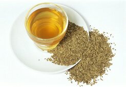 Dill seed tea (Anethum graveolens)