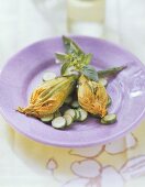 Fiori di zucchini ripieni (Stuffed courgette flowers)