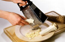 Grating horseradish