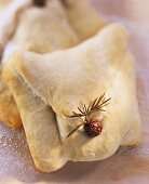 Piadina: filled Italian white bread in shape of purse