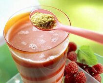 Guava and raspberry drink with wheat bran