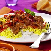 Saffron rice with lamb and peppers