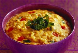 Dal pinni (lentil dish with chick peas and spinach, India)