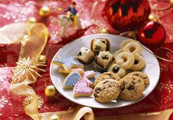 Plate of various Christmas biscuits