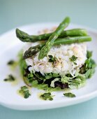 Crabmeat with green asparagus