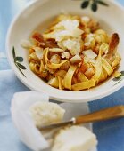 Pasta aglio e gamberi (Knoblauch-Nudeln mit Garnelen)