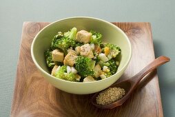 Oriental broccoli salad with tofu