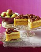 Advocaat cake with apple and chocolate curls