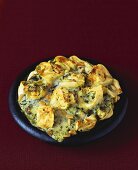 Baked tortellini with spinach and Gorgonzola sauce