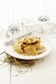 Pieroggen mit Sauerkraut-Pilz-Füllung zu Weihnachten (Polen)