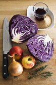 Ingredients for braised red cabbage