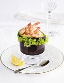 Avocado Ritz (Shrimps mit Avocado und Meeresfrüchtesauce)
