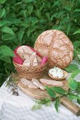 Chive and stinging nettle bread with herb quark