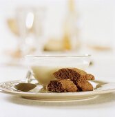 White chocolate soup with biscotti