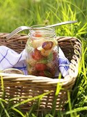 Fruchtiger Kartoffelsalat fürs Picknick