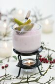 Elderberry and vanilla cream with pears