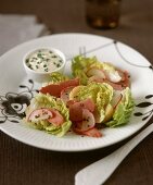 Cos lettuce with potatoes and ham