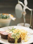 Beef fillet with Bernaise sauce and French fries