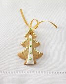Gingerbread Christmas tree with hanger