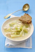 Hähnchen-Selleriesuppe mit Kartoffeln, Venezuela