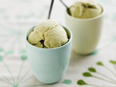 Green tea ice cream