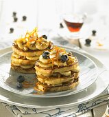 Crumpets with blueberries and bananas