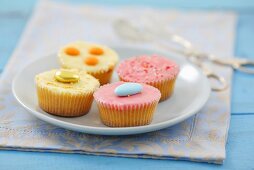 Cupcakes with coloured icing