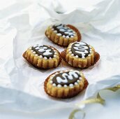 Mocha and chocolate biscuits