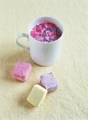 Bunte Marshmallow-Milch