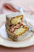 Lamington (Small cake with coconut-coating, Australia)