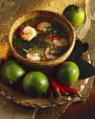 Thai Garnelensuppe mit Limetten