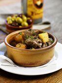 Lamb ragout with potatoes (Spain)