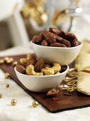 Spicy nuts and roasted almonds for Christmas
