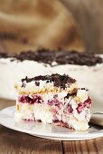 Cream cake with redcurrants