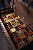 Spice chest