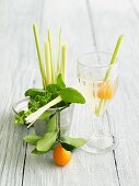 Culinary Cocktail mit Zitronengras und Kumquat