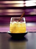 Cinnamon Quill (whisky with apple juice, honey and cinnamon)