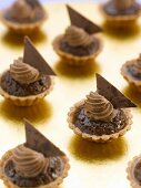 Small chocolate tarts