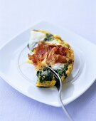Spinach omelette with ham