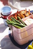 Grilled shrimps and asparagus with dip