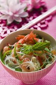 Glass noodles with shrimps, lemon grass and fennel