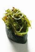 Gunkan-Maki mit Algen