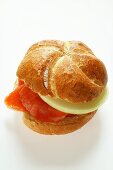 Bread roll with smoked salmon and onion