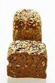 Vollkornbrot mit Haferflocken