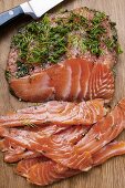 Graved Lachs mit Dill