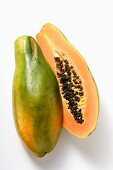 Papaya, halbiert