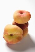 Four peaches (old variety)