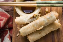 Spring rolls with soy sauce (Thailand)