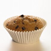 Chocolatechip-Muffin in Papiermanschette
